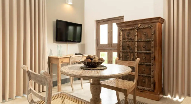 Номер Deluxe Arahtis Lake Villa