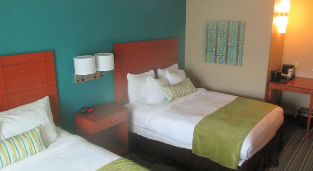 Четырёхместный номер Standard BEST WESTERN Plus Menomonie Inn & Suites