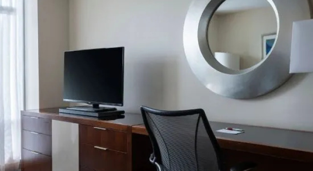 Номер Marriott Marquis Washington, DC