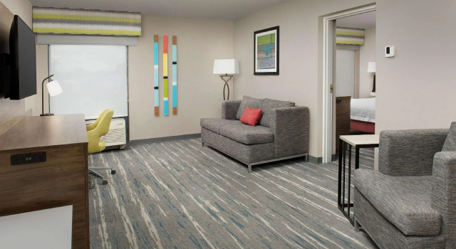 Двухместный люкс Hampton Inn College Park