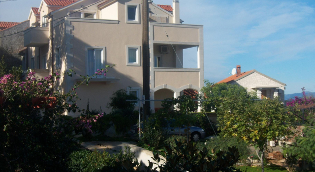 Apartment Annie - sea view : A2 Postira, Island Brac, Prenota Appartamento Postira 