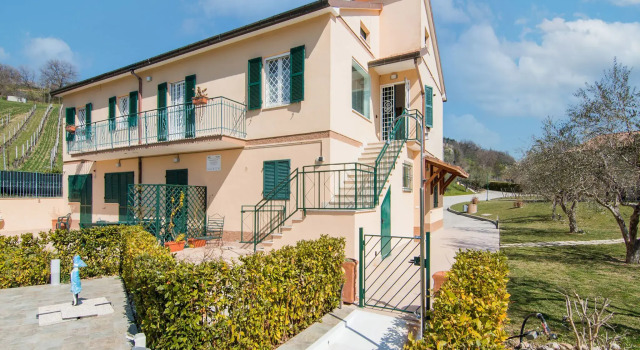 Beautiful holiday home in Montedinove with shared pool, Rezervovat Hotel  