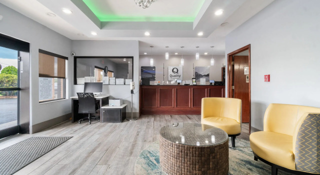 Quality Inn Adairsville, Boek Hotel Hotels in Georgia met parkeren, Parkeren