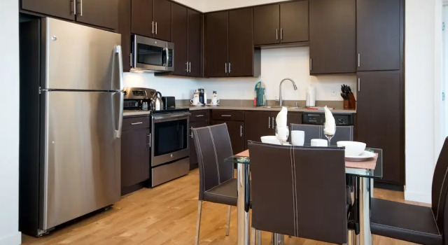 Апартаменты Luxury Bluebird Suites in Silicon Valley