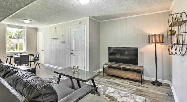 Garden-level Hendersonville Apt: 20 Mi to Broadway, Book Lejlighed Hendersonville Tennessee