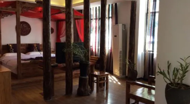 Люкс Deluxe Gongshan Ancient Road Qingyuan Theme Hotel