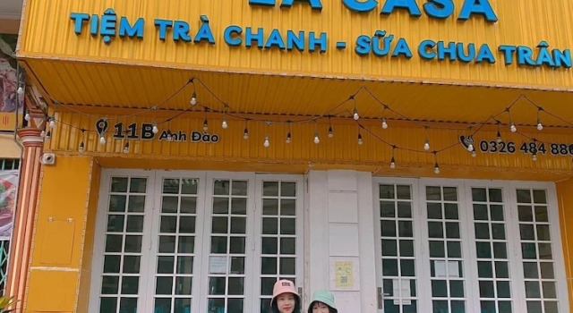 La Casa Homestay - 11B Anh Đào, Bãi Cháy, Забронировать Отель Отели Халонг с парковкой, Парковка