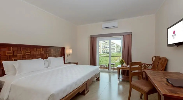 Двухместный номер Superior с видом на сад Sokha Palace Siem Reap Hotel