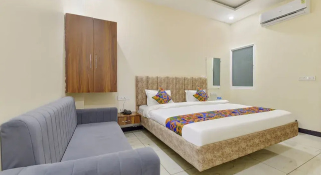 Номер Standard Fabhotel Shree Vrindavan