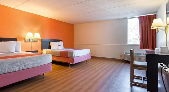 Четырёхместный номер Standard Motel 6-Decatur, GA