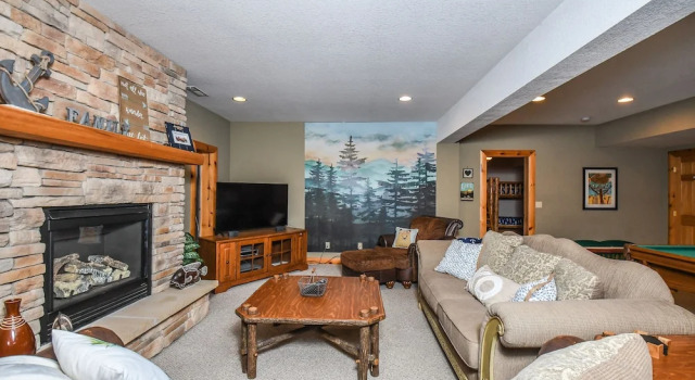 Peak of Perfection 5 Bedroom House