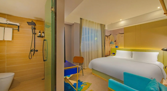 Номер Standard Shenzhen East Railway And Buji Subway Station Ranch Hotel