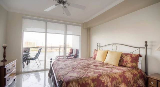 Le Marina Bay PH5 - Condo 4 People, Sunny Isles, Varaa Hotelli Hotellit Miami Beach uima-altaalla, Uima-allas