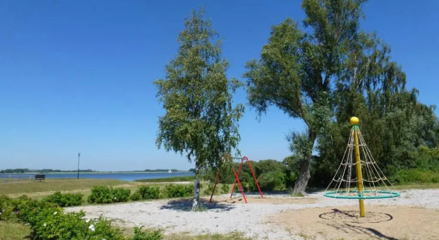 Haus TimpeTe am Breetzer Bodden, Забронировать Апартаменты/квартира Фирегге 