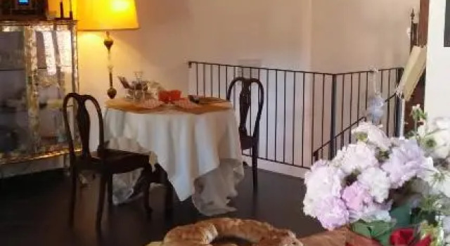 La Luna nel Borgo, Book Hotel Brugnato Ligurien