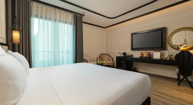 Двухместный номер Deluxe FTE Ba Dinh Hotel