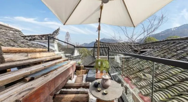 Phoenix Suiji Xiaoyuan Homestay, Rezerwuj Hotel Xiangxi Hunan
