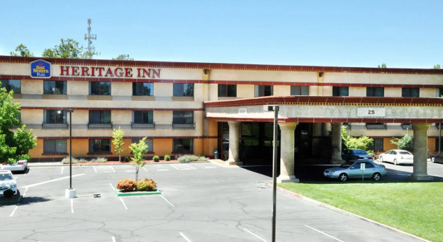 Best Western Heritage Inn - Chico, Rezervați Hotel Chico California