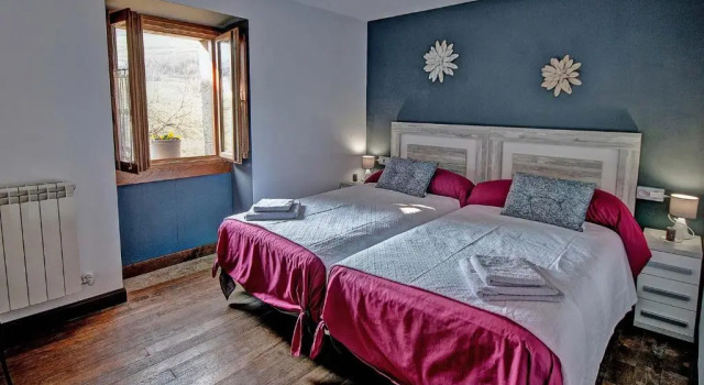 House With 5 Bedrooms in Baráibar, With Wonderful Mountain View, Furni, Rezerwuj Hotel Hotele w Baraibar z parkingiem, Parking