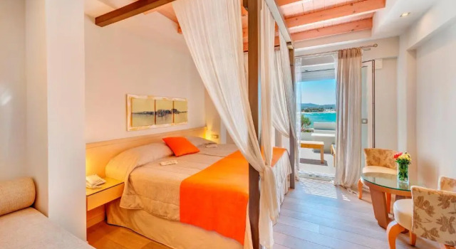 Полулюкс Nissaki Beach Hotel