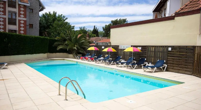 Одноместный номер Standard Hôtel Le Dauphin