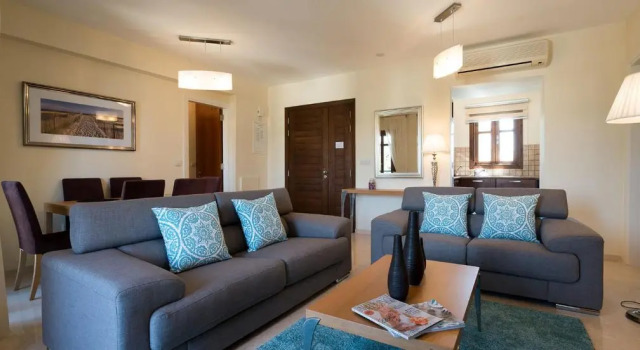 2 bedroom Apartment Chloe with communal pool, Aphrodite Hills Resort