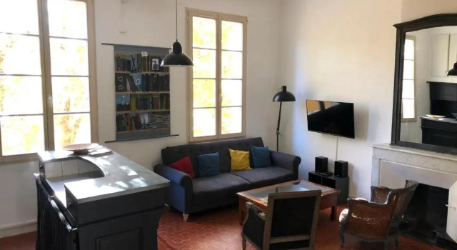 Beau 2 pièces 70 m2 au coeur du centre historique d'Aix en Provence, Забронировать Апартаменты/квартира Экс-ан-Прованс Буш-дю-Рон, рядом с Торговый центр Провансальские аллеи