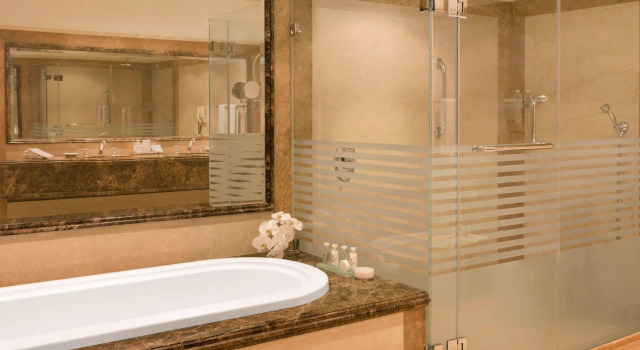 Двухместный номер Standard Sheraton Kuwait, a Luxury Collection Hotel, Kuwait City