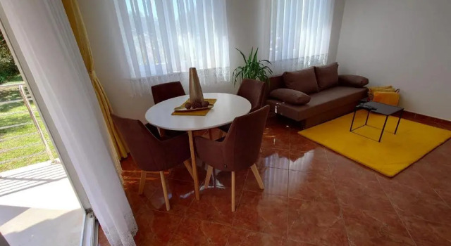 Апартаменты Apartments Lola