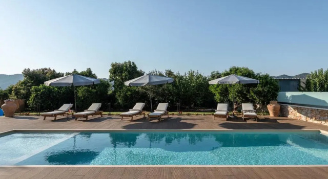 Вилла Villa Enny, 3 BD with Private Heated Pool