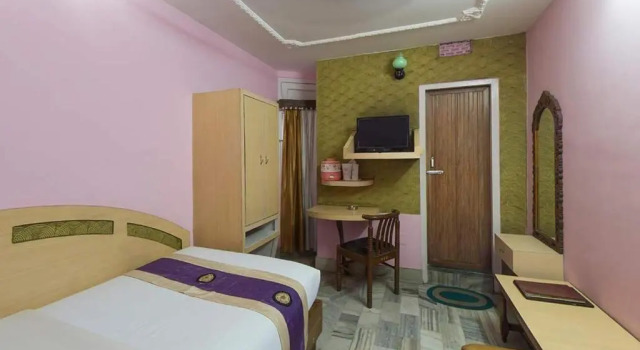 Одноместный номер Comfort Hotel Mahalaxmi Indo Myanmar
