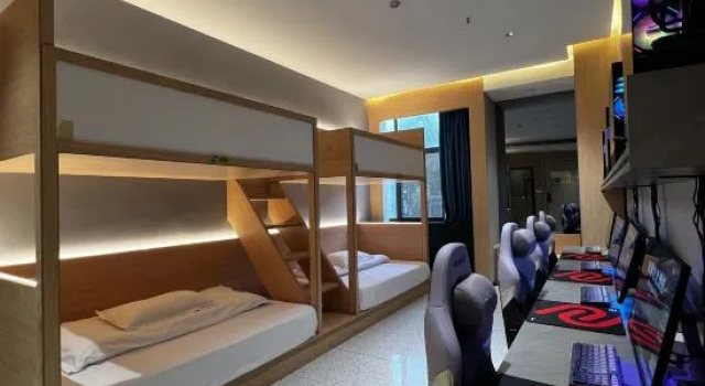 Кровать в общем номере Siyan Electric Sports Hotel (Yujing Branch)