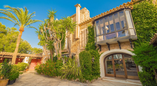 Villa Portol, Book Villa Sommerhuse i Portol, Hytte