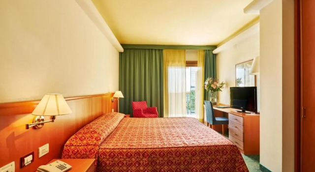 Двухместный номер Standard с балконом Hotel Rialto