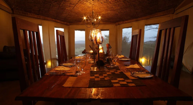 Люкс Luxury Mbalageti Serengeti