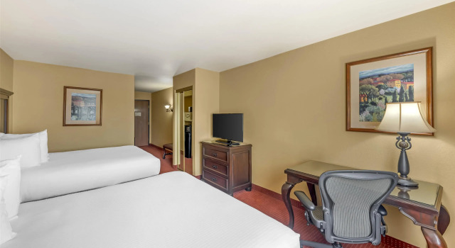 Четырёхместный номер Standard Best Western San Isidro Inn