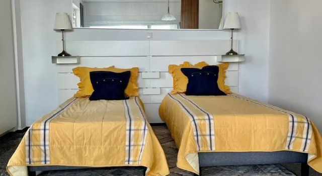 Stunning View Seaside 1-bed Apartment in Saronida, Забронировать Апартаменты/квартира Саронида 