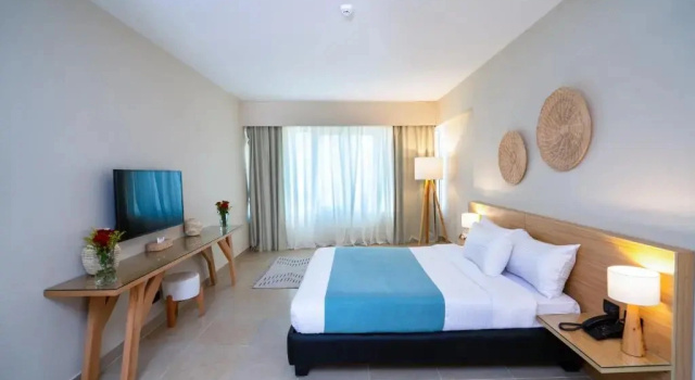 Redcon Suites