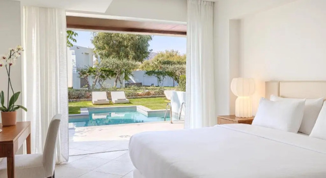 Люкс Swim-Up с 2 комнатами Amirandes, A Grecotel Resort to Live