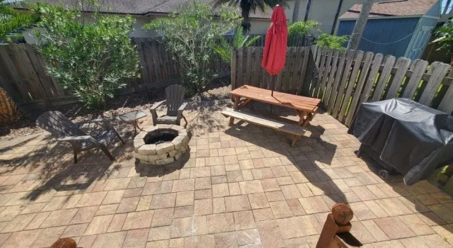Коттедж Charming Beach Studio With Wifi & Beach Access 1 Bedroom Home