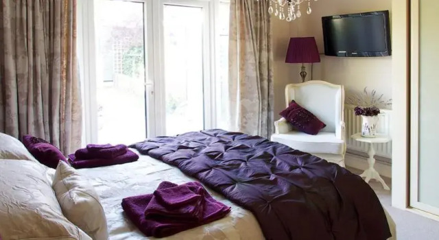 Number 30 Bed and Breakfast, Book Hotel Birchington Kent