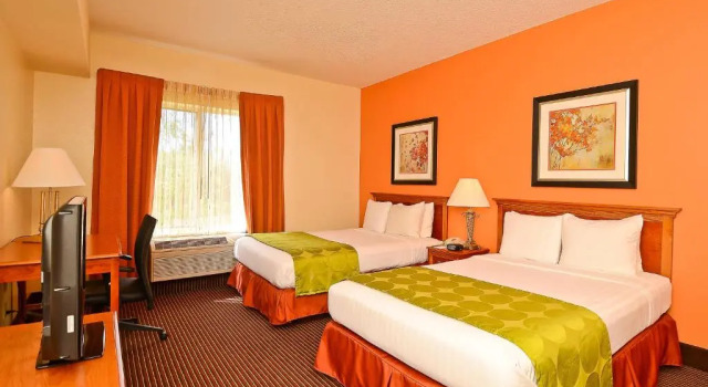 Четырёхместный номер Standard Fairfield Inn & Suites Cherokee