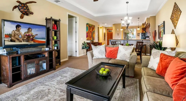 Waikoloa Beach S E33 2 Bedroom Condo by RedAwning