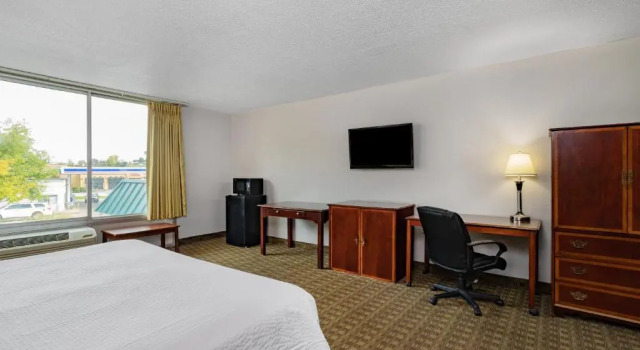 Номер Days Inn by Wyndham Cambridge
