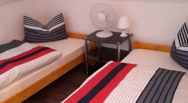 Ferienwohnung Annett, Book Hotel Rötha Leipzig
