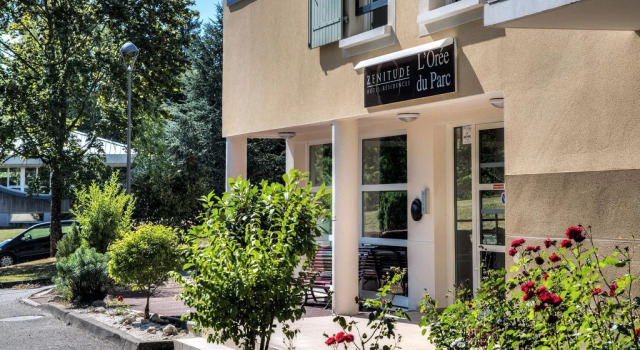 Adagio Access Divonne-Les-Bains, Réserver Hôtel Divonne-les-Bains 