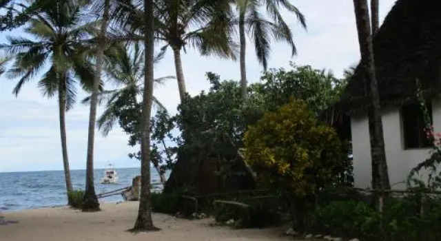 Drifters Beach Banda, Prenota Hotel Pangani Tanzania