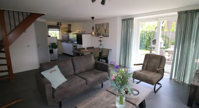Beautiful house with large garden, in Noordwijk and by the sea, Забронировать Отель Нордвейк-ан-Зе Южная Голландия