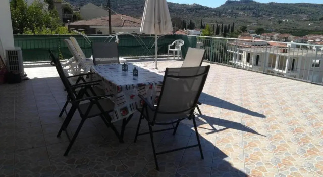 Апартаменты Petros House 1 - Apartment with terrace