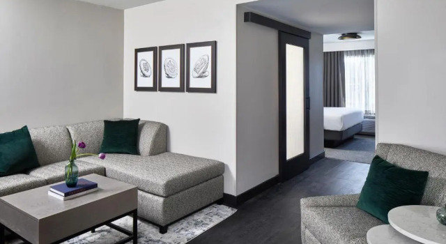 Люкс Cumberland House Knoxville, Tapestry Collection by Hilton